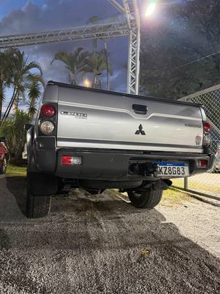 MITSUBISHI L200 2.5 GLS 4X4 CD 8V TURBO DIESEL 4P MANUAL